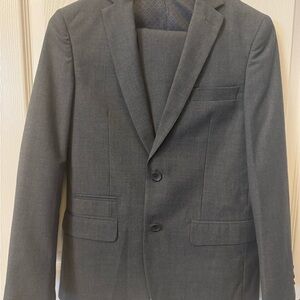 Isaac Mizrahi
New York Kids' Slim Fit 2-
Piece Suit